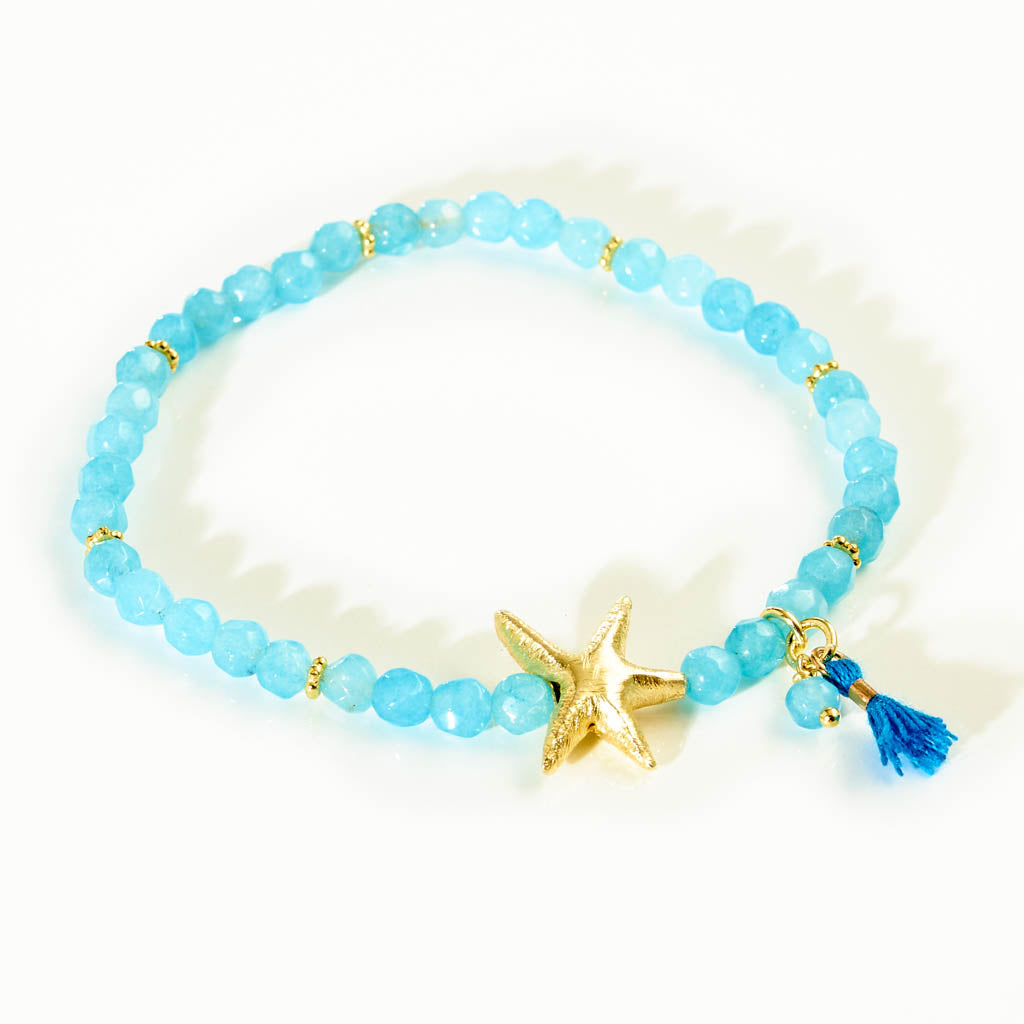 Seestern-Armband vergoldet mit Blau Jade & verspielter Quaste – Sommer Schmuck