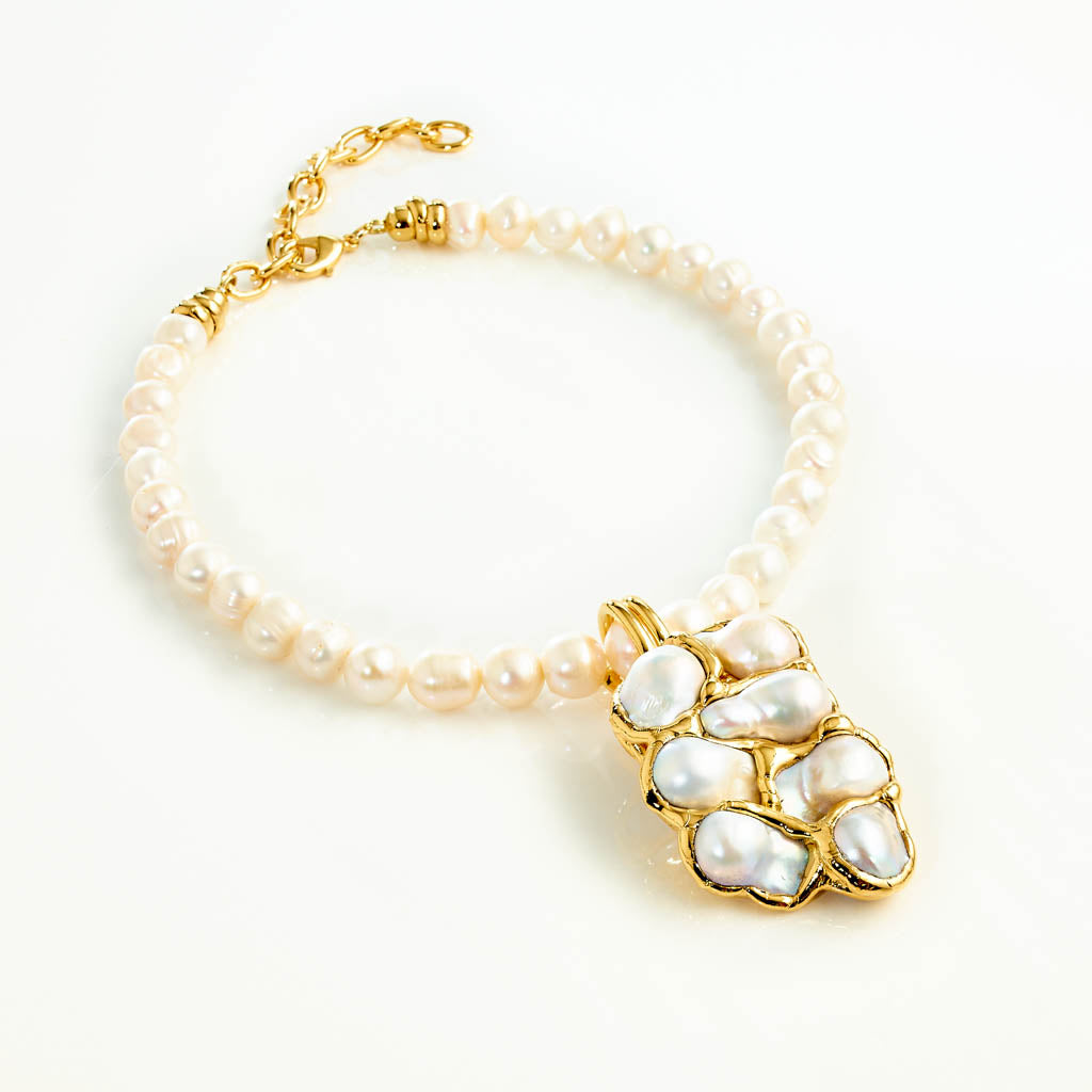 Pearl White VENICE Collier
