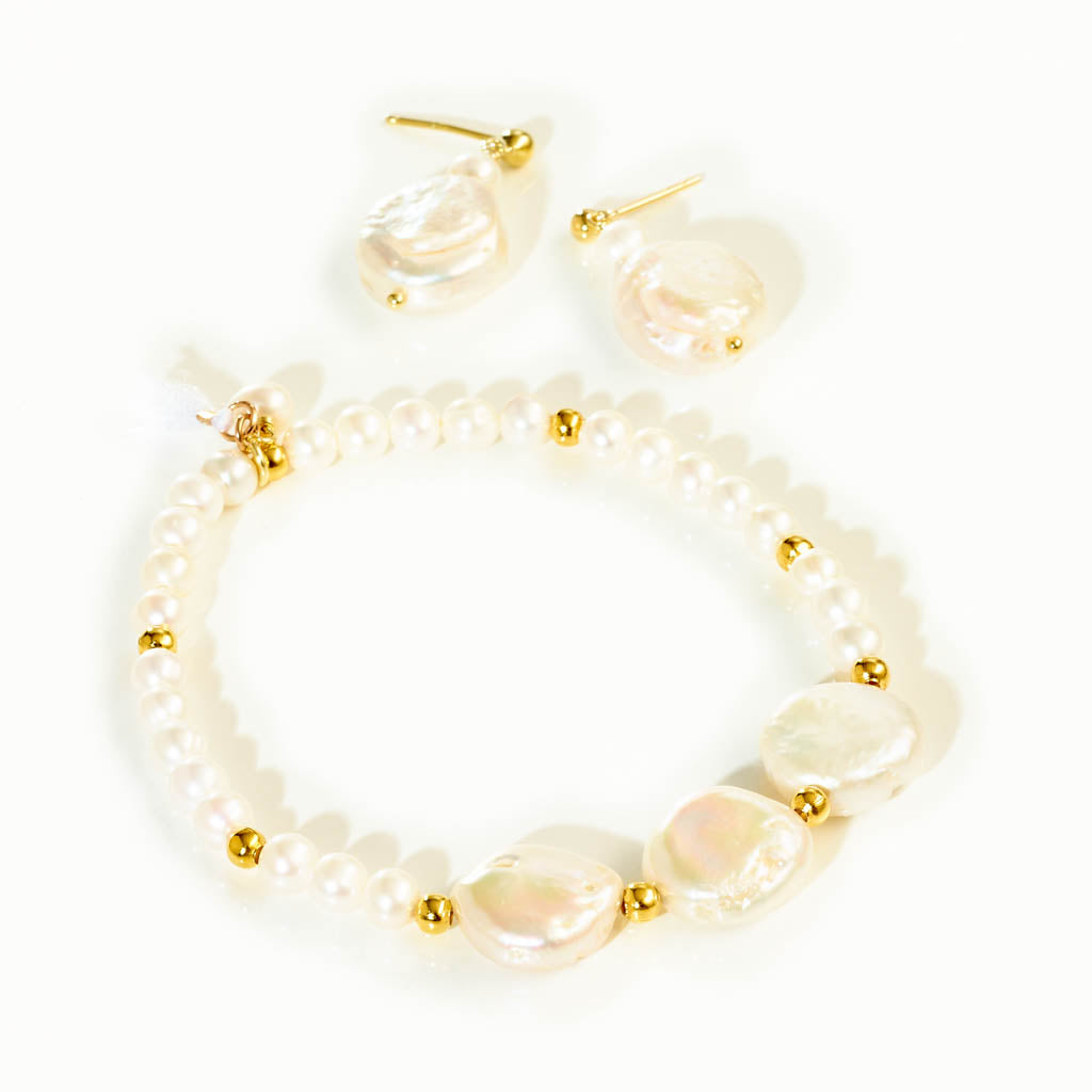 Schmuckset "White Pearl Drop“ – Armband & Ohrstecker - Silber & Gold
