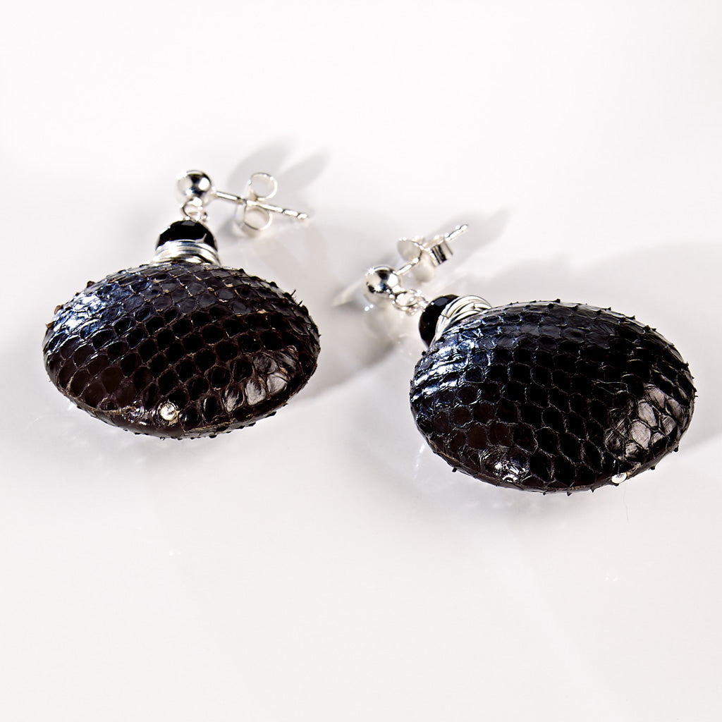 BLACK SNAKE Ohrstecker
