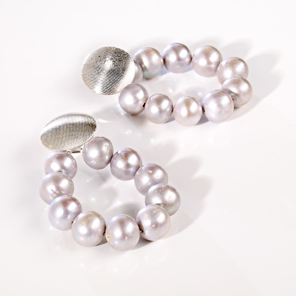 PEARL GREY JULIE Ohrstecker