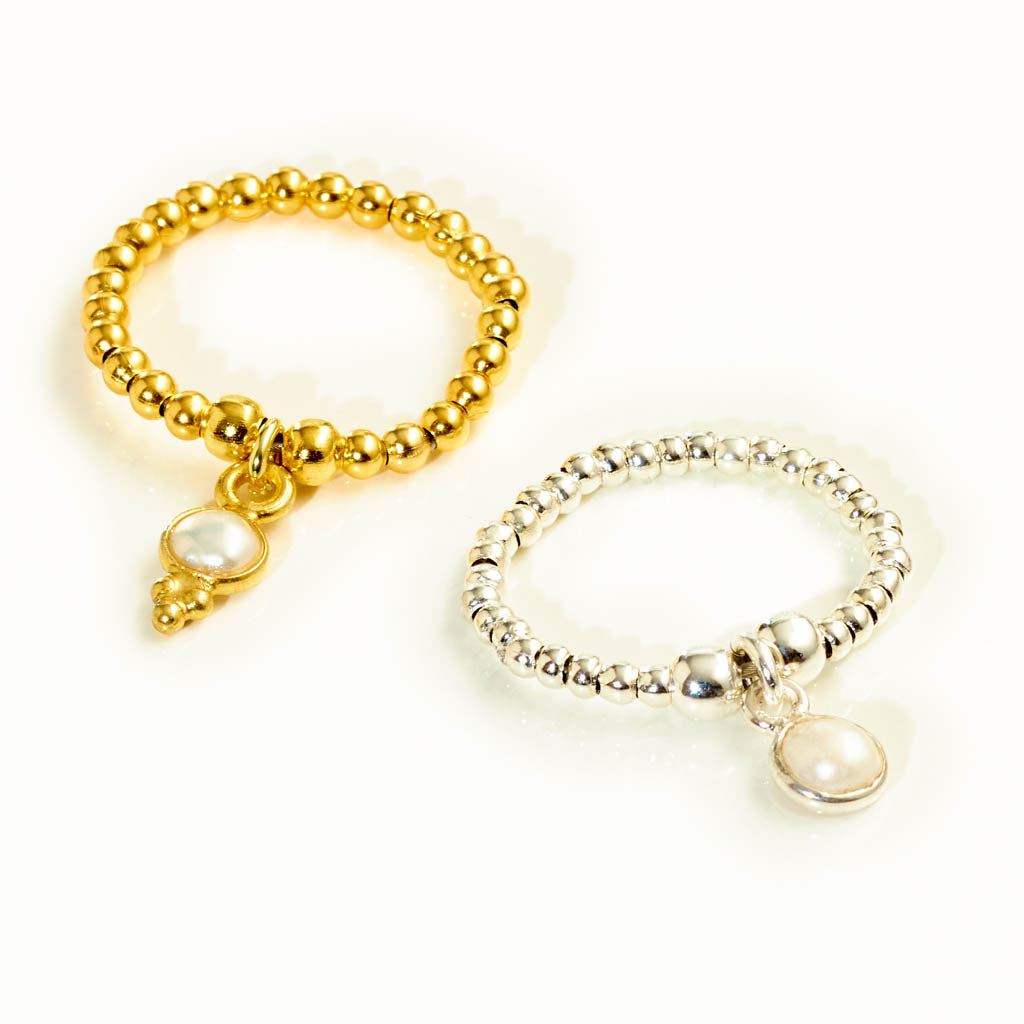 Mini Pearl Ring – Elastischer Ring in Silber & Vergoldet