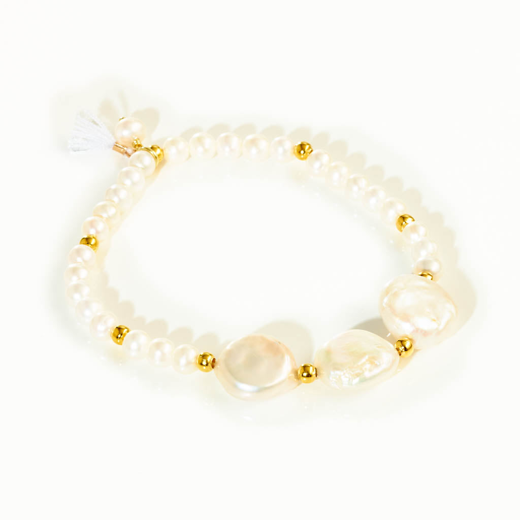 Armband "White Pearl Drop“  –  schimmernde Süßwasserperlen