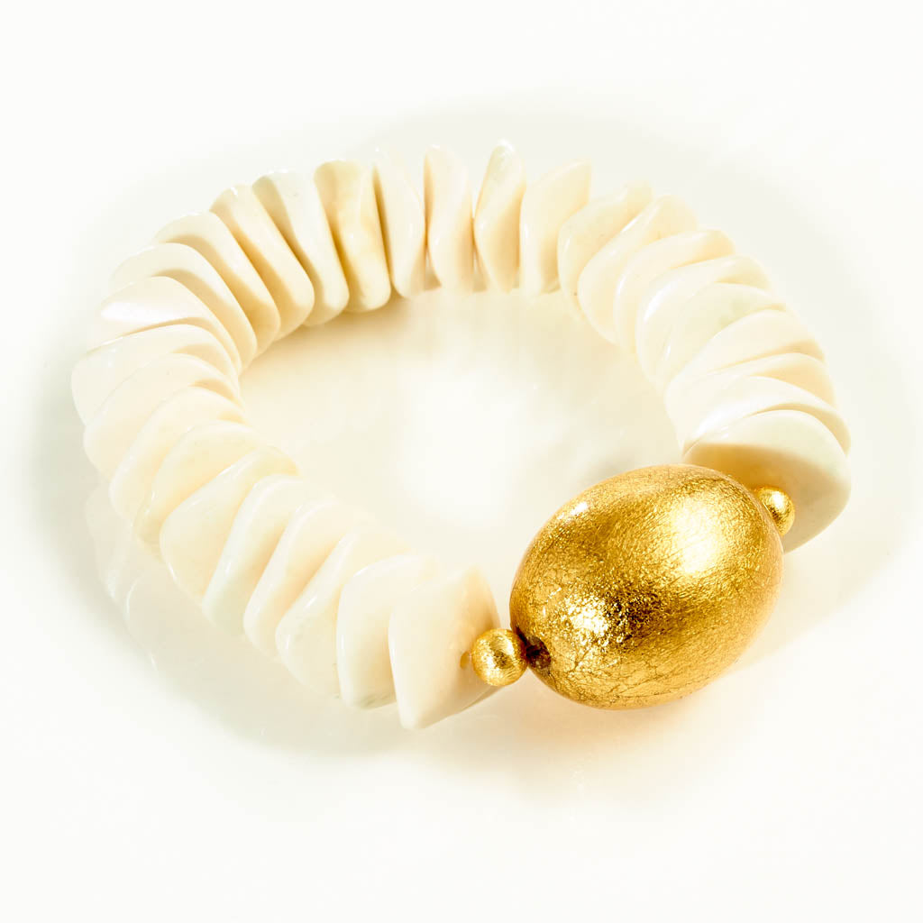 GOLD & BOLD Armband – Scheiben White Bone - Olive blattvergoldet