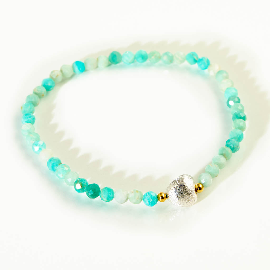 LITTLE HEART Armband – Amazonit in Silber oder Gold, Liebesgeschenk für Herzensmenschen