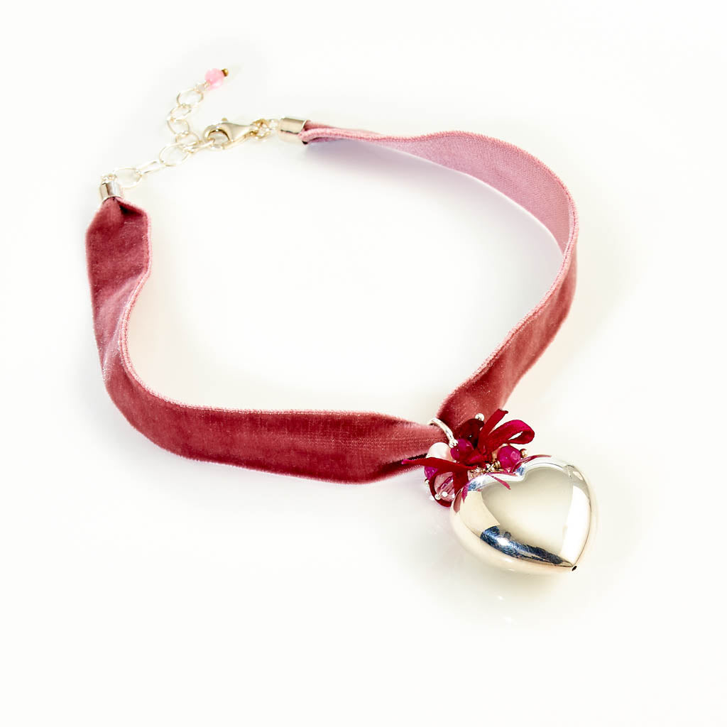 HERZ Pompom Anhänger inklusive Chocker
