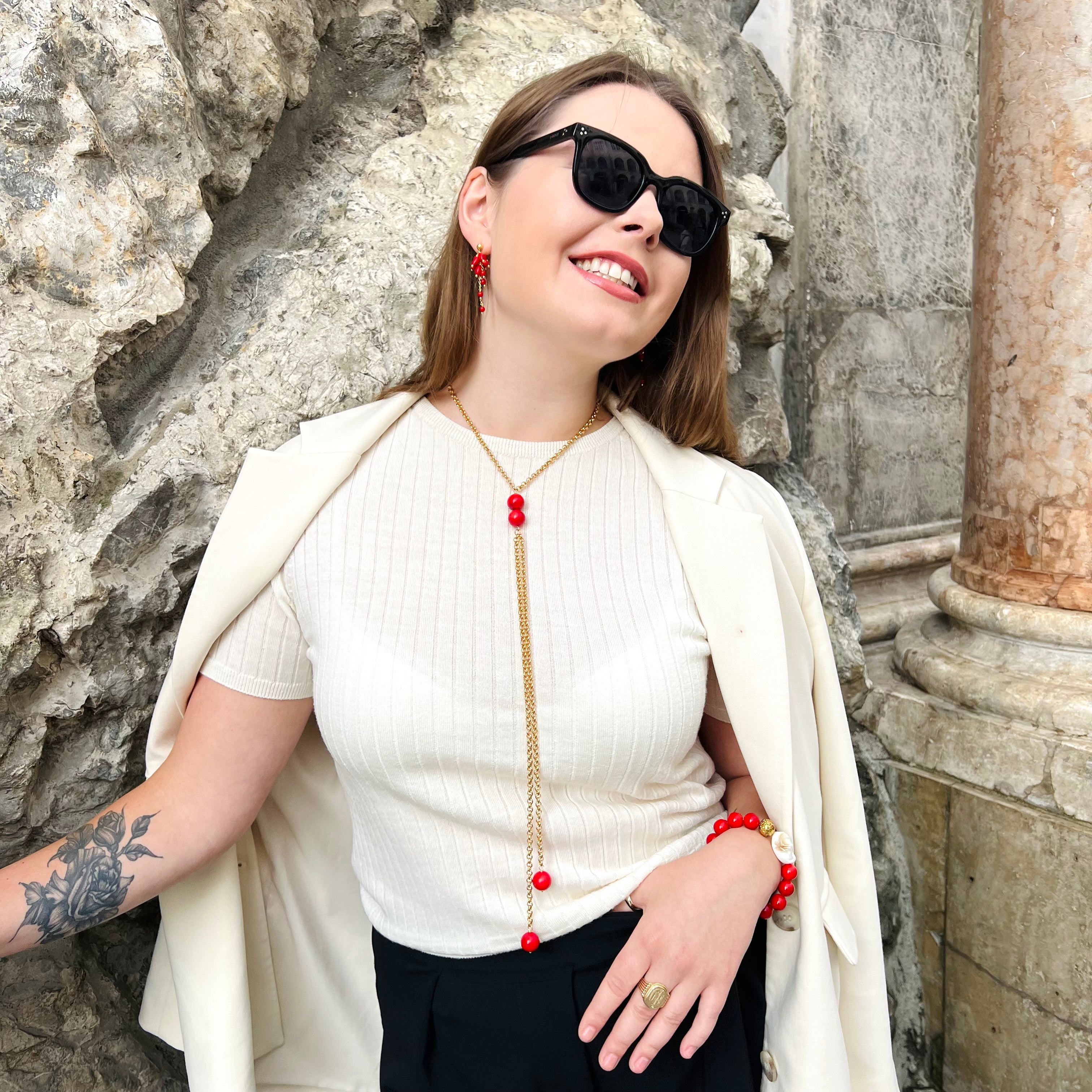 Antibes Kette – Lange Statement-Kette mit Farbedelsteinen vergoldet